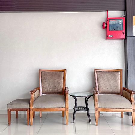 G Star Hotel Pantai Remis Buitenkant foto